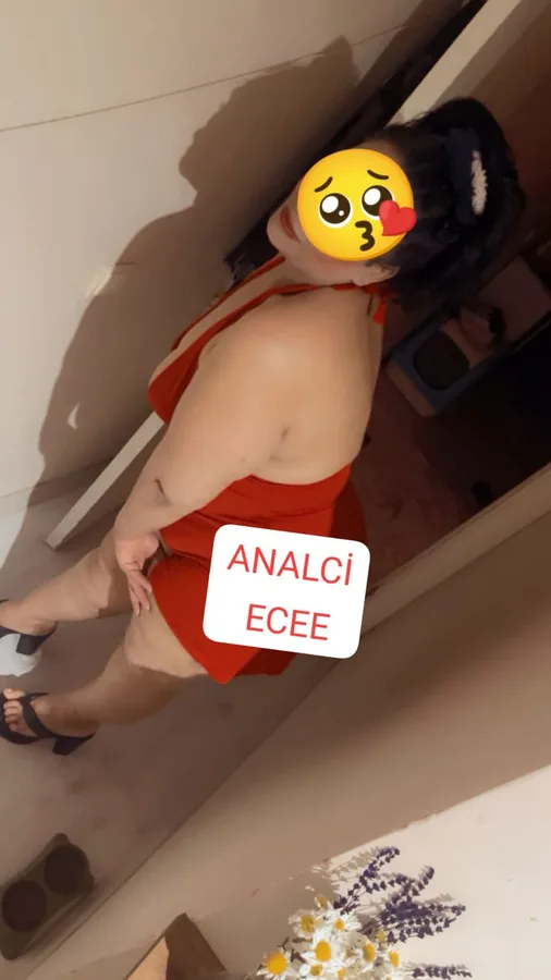 ECE - İzmir VIP Escort Bayan