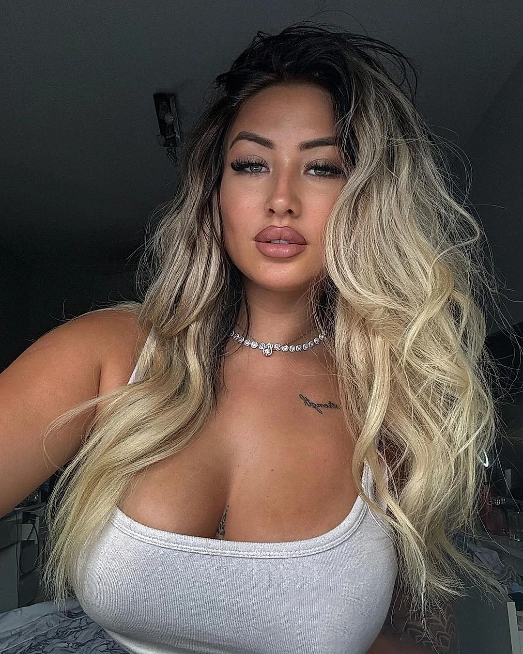 özge - İstanbul VIP Escort Bayan